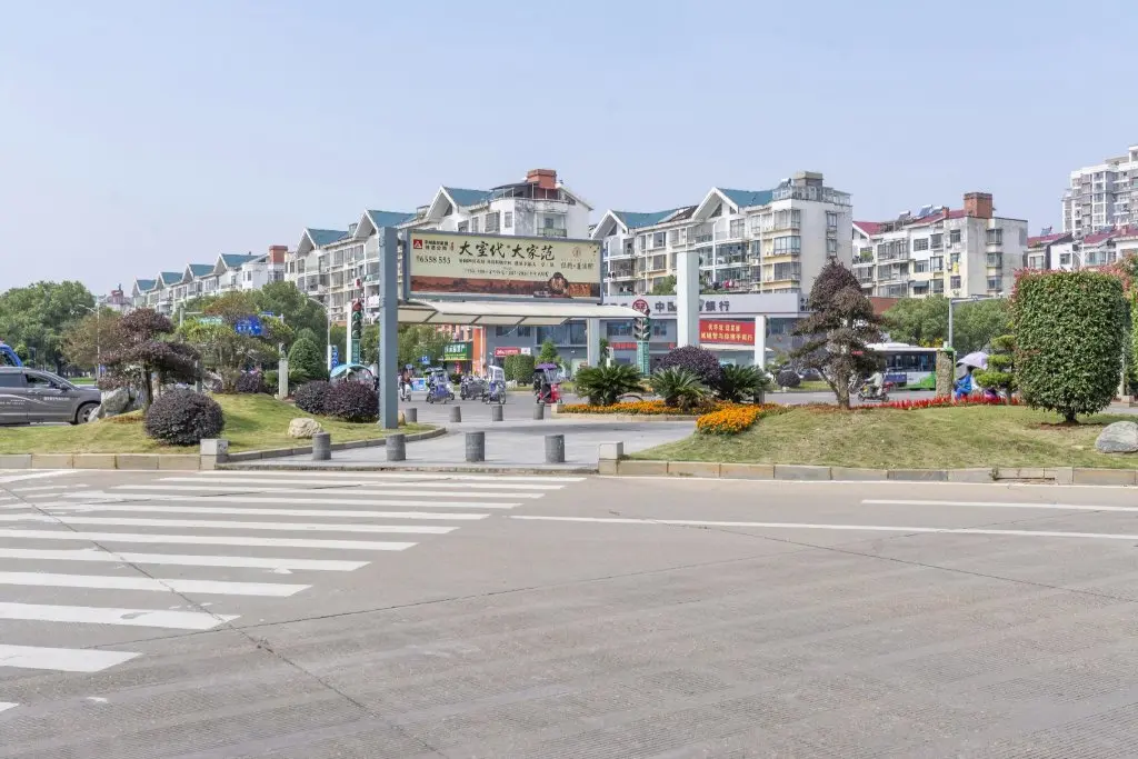Ичунь: Xana Lite Yichun Fengcheng Municipal Government Branch