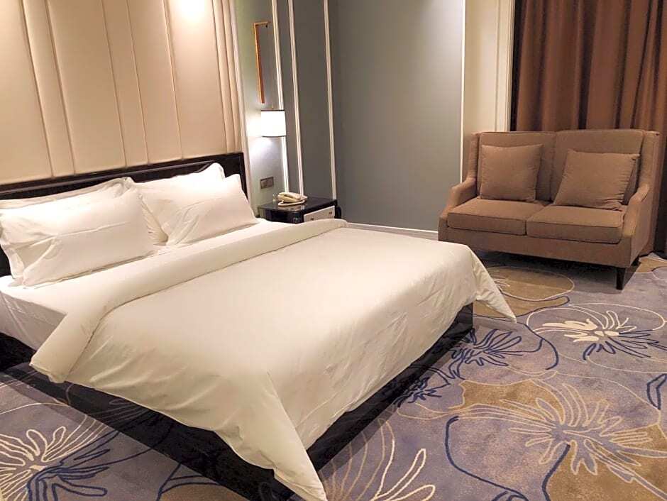 Ухань: Jinjiang Metropolo Hotel Wuhan Guanggu Avenue