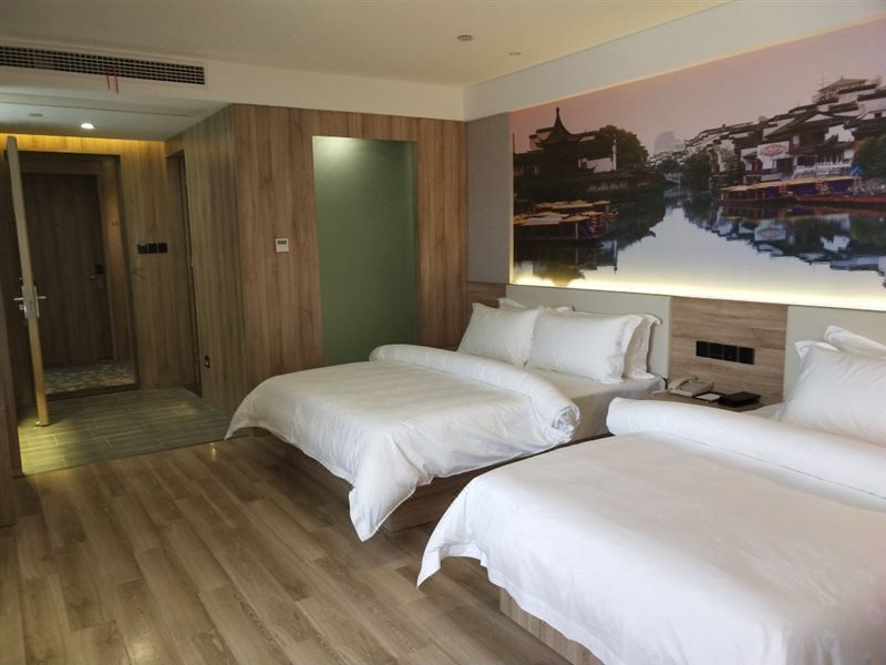 Нанкин: Jinjiang Metropolo Hotel Nanjing Jiangjun Dadao Hehai University Branch