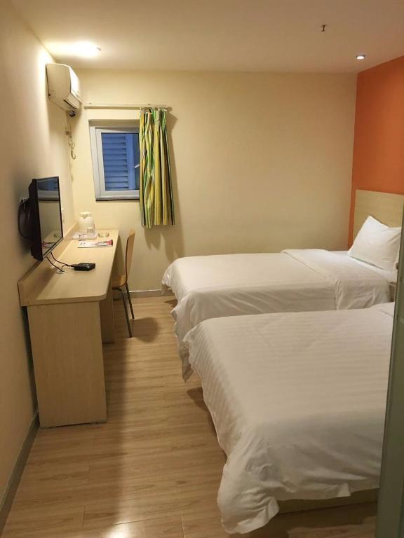 Шэньчжэнь: 7Days Inn Shenzhen Diwang Building Honggui Road Branch