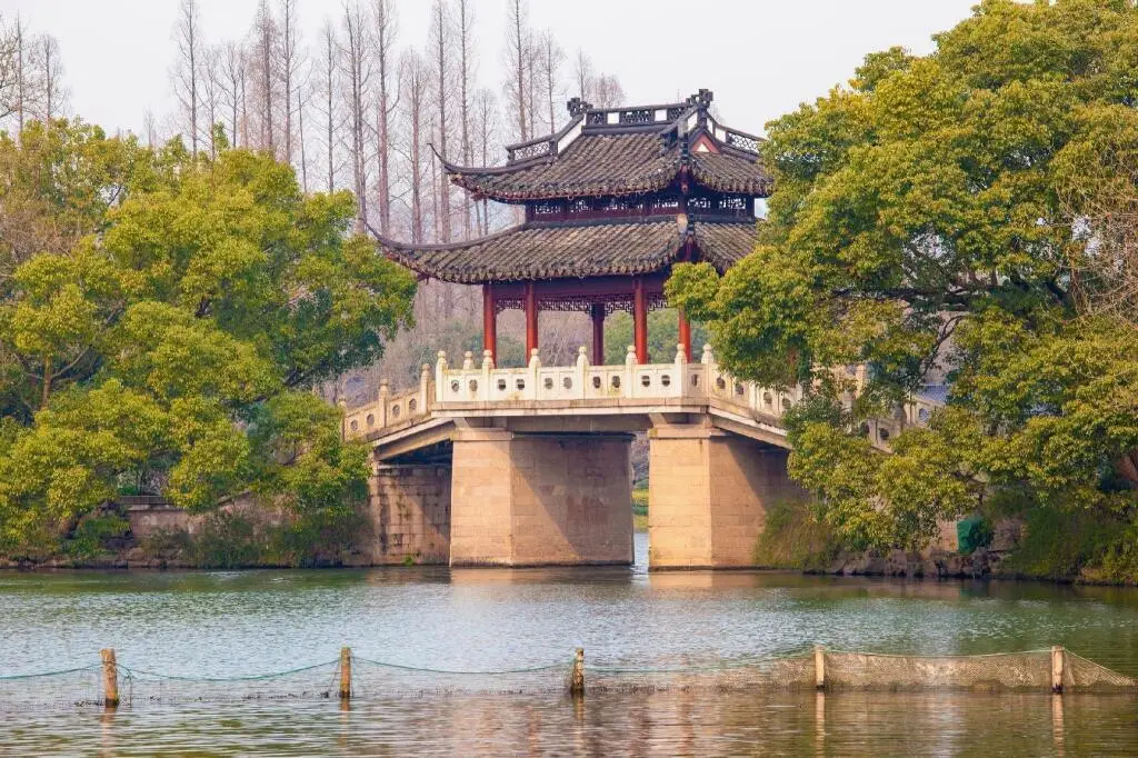 Ханчжоу: 7Days Premium Hangzhou West Lake Cultural Square Subway Station