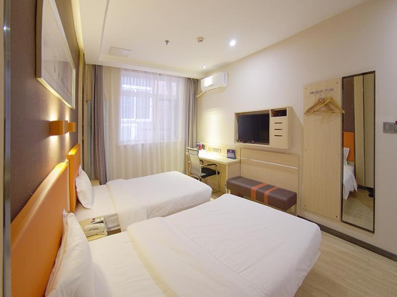 Чэнду: 7Days Premium Beijing Xidan Lingjing Hutong Metro Station Branch