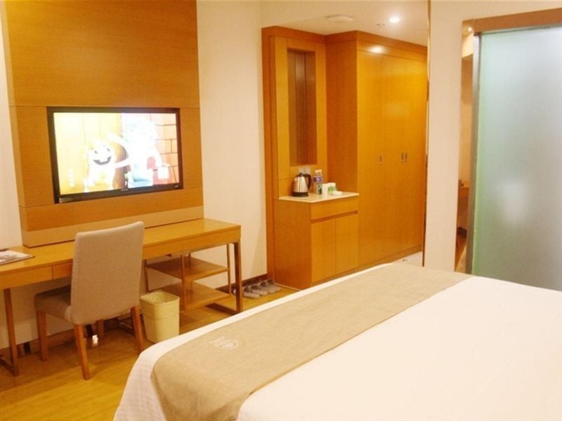 Бочжоу: GreenTree Inn Bozhou Mengcheng County Red Star Macalline Business Hotel