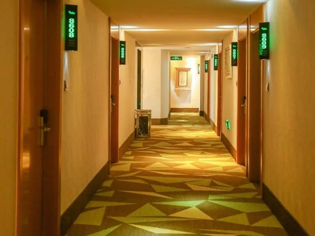 Vatica Hefei Lujiang Road Hotel — фото 1