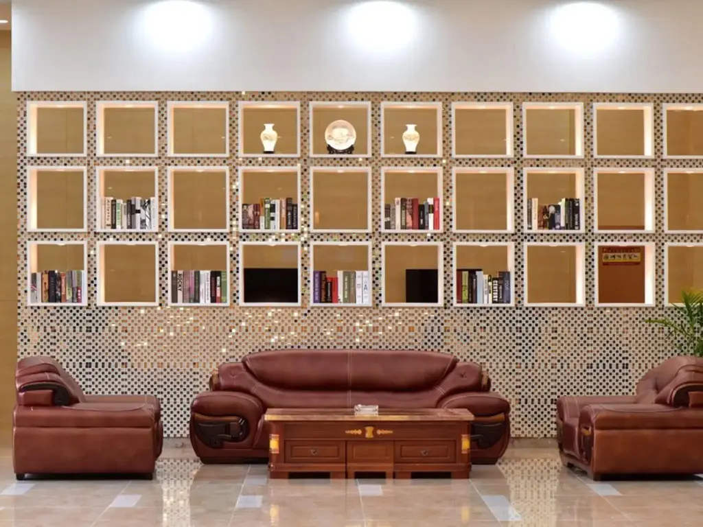Цзясинь: GreenTree Inn Tongxiang Chongfuzhen World Fur Center Branch