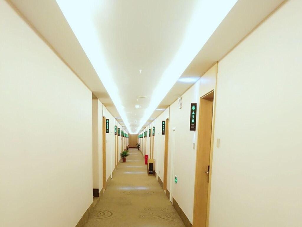 Чанчжоу: GreenTree Inn Changzhou Xixiashu Town Express Hotel