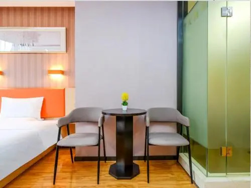 Чунцин: 7Days Premium Chongqing Jiefangbei Commercial Street Branch