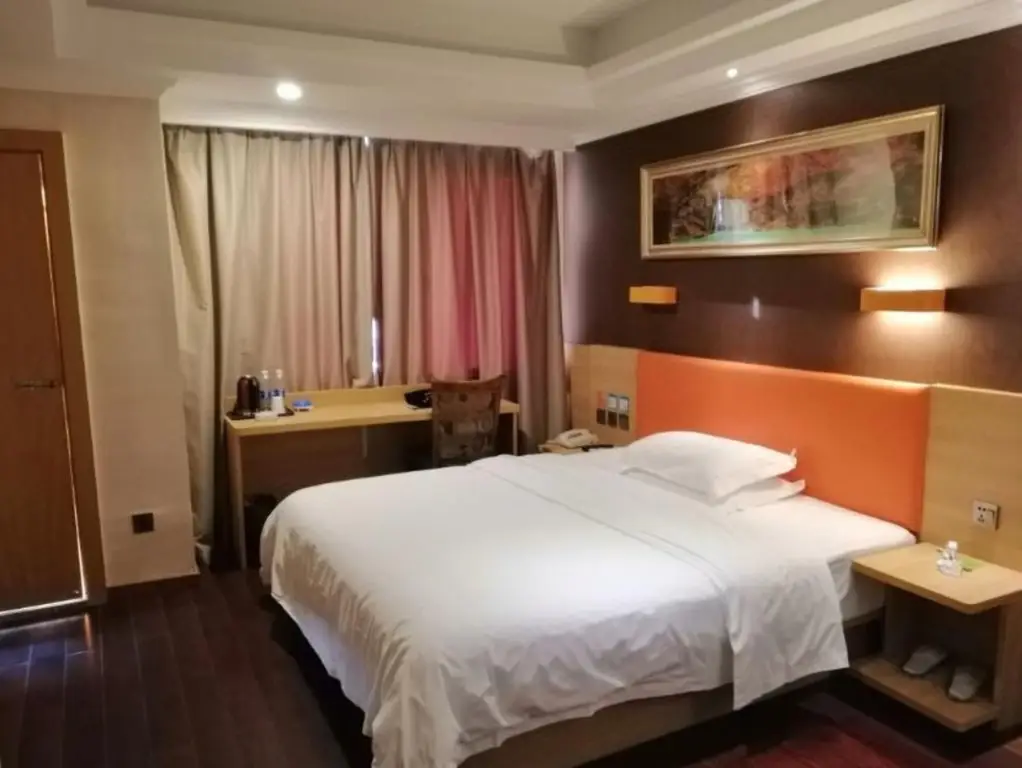 Нинбо: 7Days Premium Ningbo Zhenhai Hongxing Square Branch