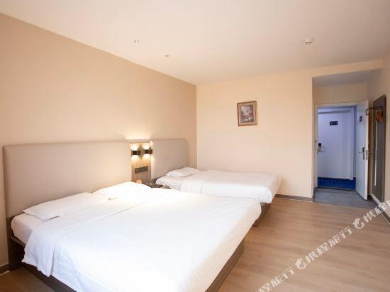 Тяньцзинь: 7Days Inn Tianjin Binhai Passenger Station Huabei Ceramics Branch