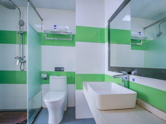 Ухань: 7Days Inn Wuhan Jiangxia District Shiji Square Branch