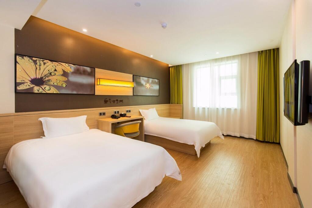 IU Hotel Changsha Railway Station Branch — фото 1