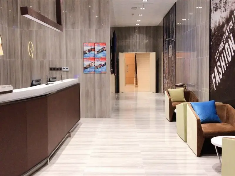 Чунцин: IU Hotel Chongqing Longtou Temple Railway North Station Branch