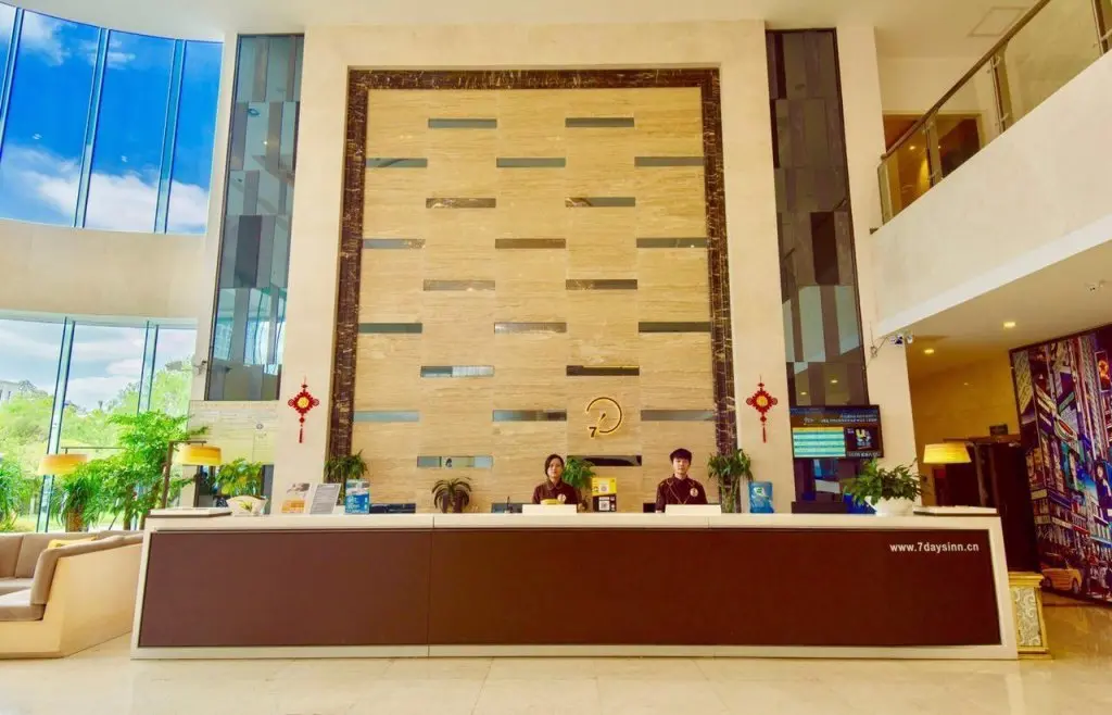 Гуйян: IU Hotels·Guiyang North Station Century City Exhibition Center