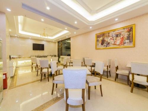 Фучжоу: Vienna 3 Best Hotel Fuzhou Fuma Road Ziyang Branch