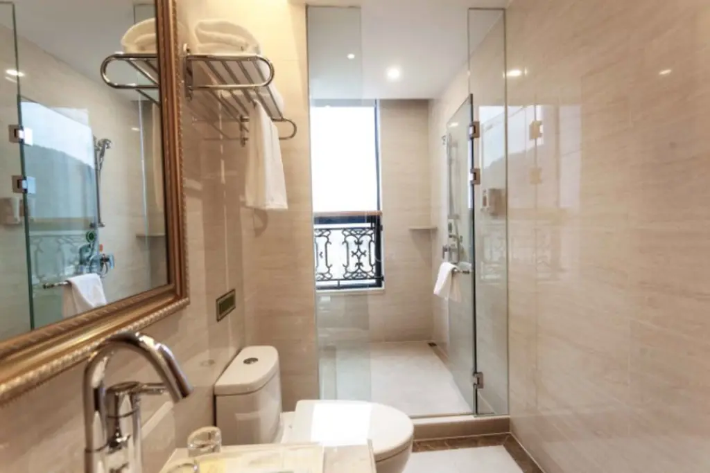 Юнъян: Vienna International Hotel Guizhou Weng'an Qi Long Fun Moore City Branch