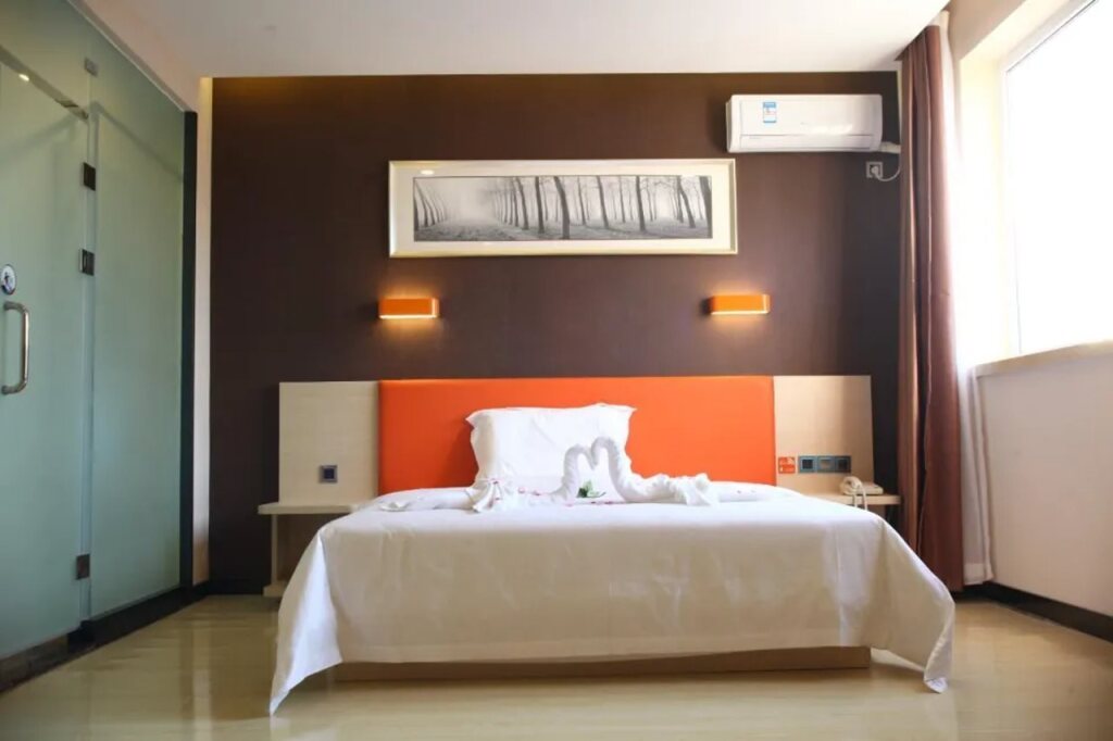 Пекин: 7 Days Premium (Beijing Dabaotai Luhua Road)