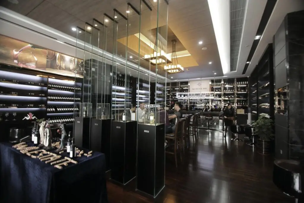 Дунгуань: Dongguan  DeRucci Hotel