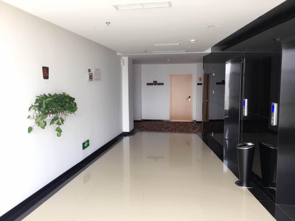 Наньчун: 7 Days Premium·Langzhong International Business City