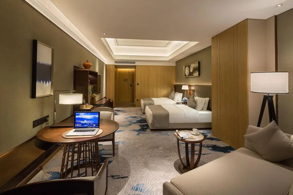 Дали: Dali Hotel