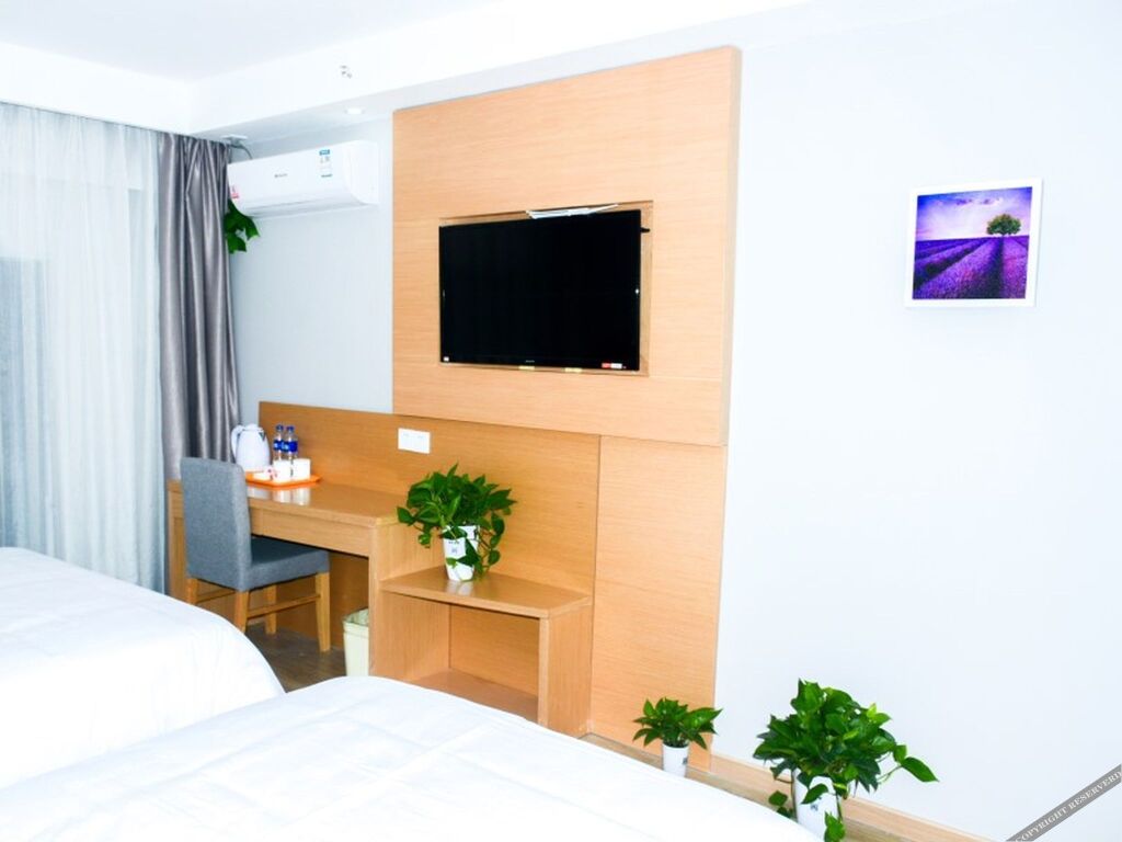 Сюйчжоу: GreenTree Inn Xuzhou Yunlong District Lvdi Business City Shell Hotel