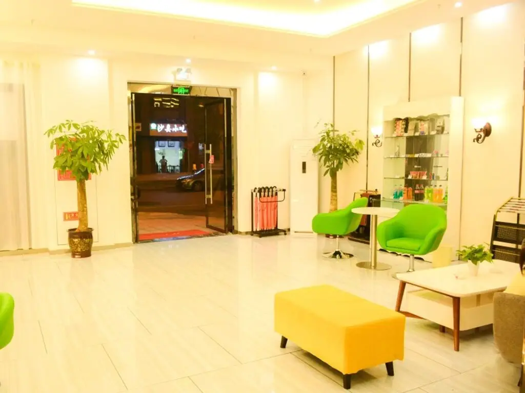 Сюйчжоу: GreenTree Inn Xuzhou Yunlong District Lvdi Business City Shell Hotel
