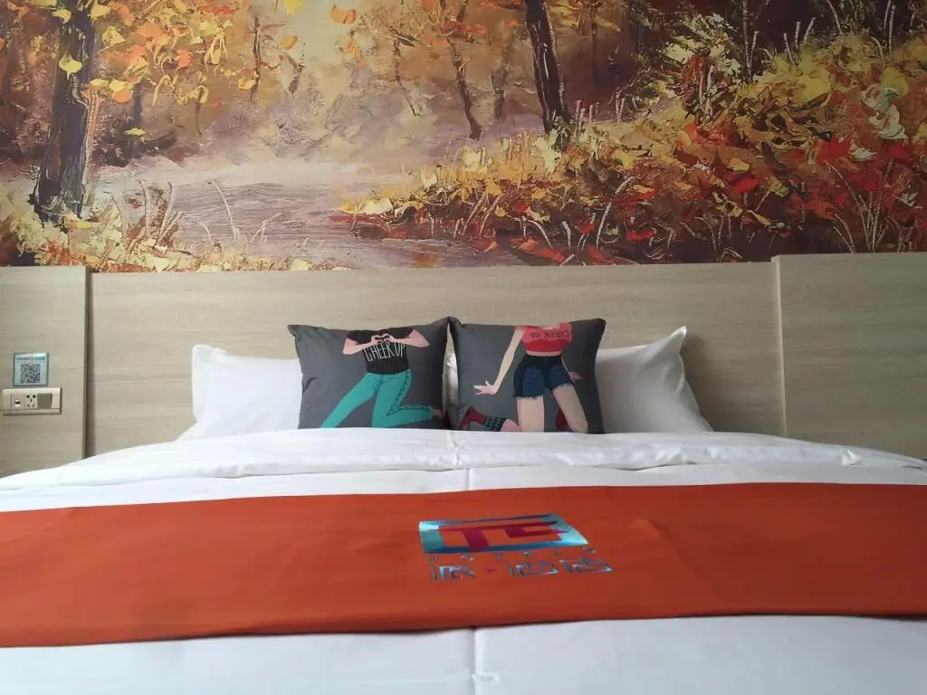 Хецзе: Pai Hotel Heze Shan County Cultural Road Heze University