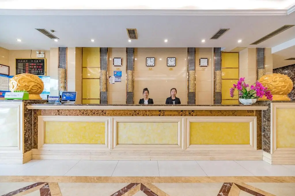 Чэнду: Airport First Class Hotel