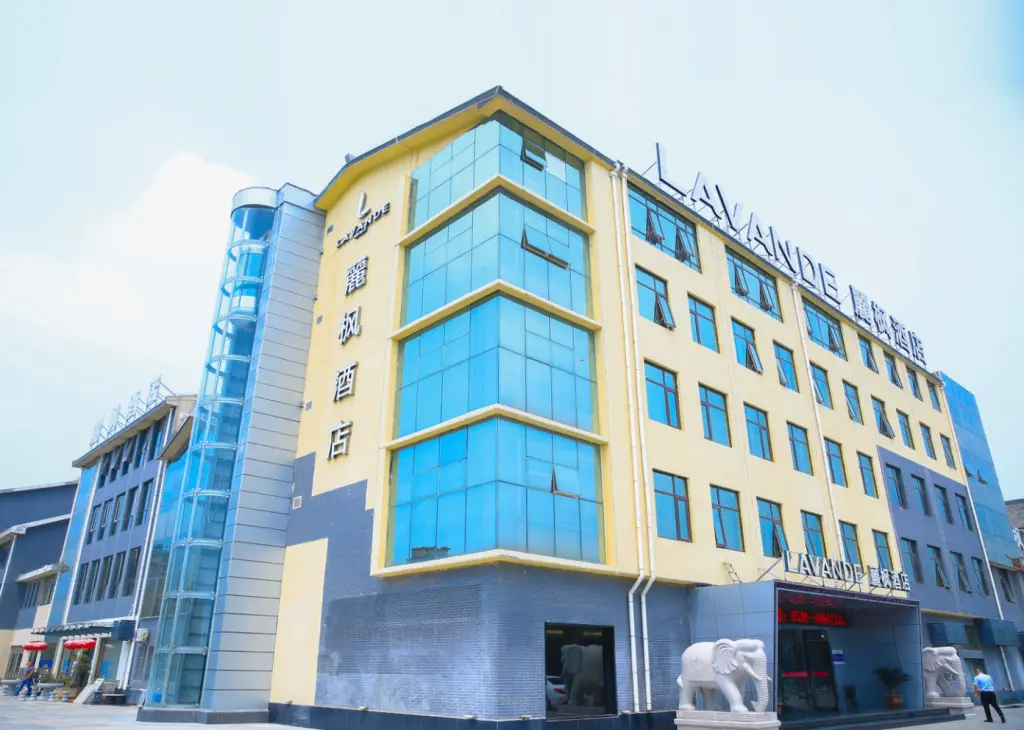 Тайан: Lavande Hotels·Tai'an Dongping Sports Convention and Exhibition Center Foshan