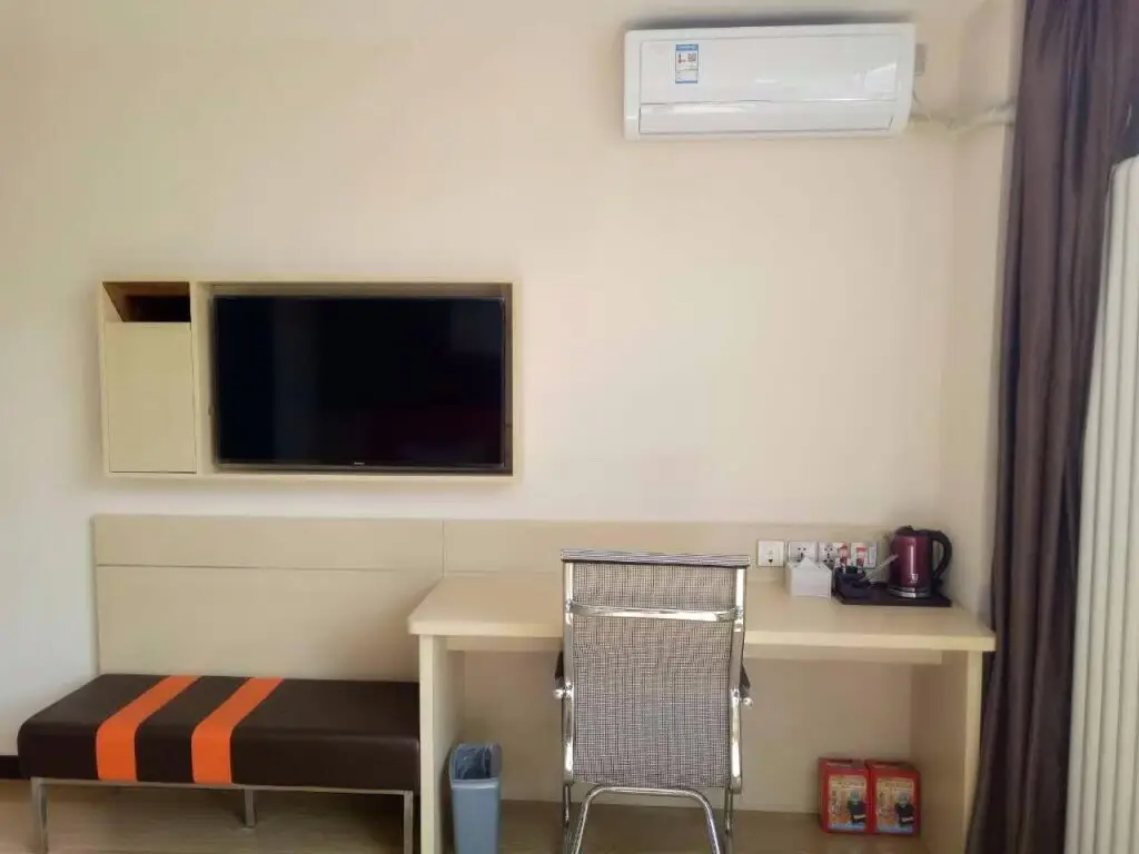 Баодин: 7 Days Premium·Baoding Yi County Taiyuan Street
