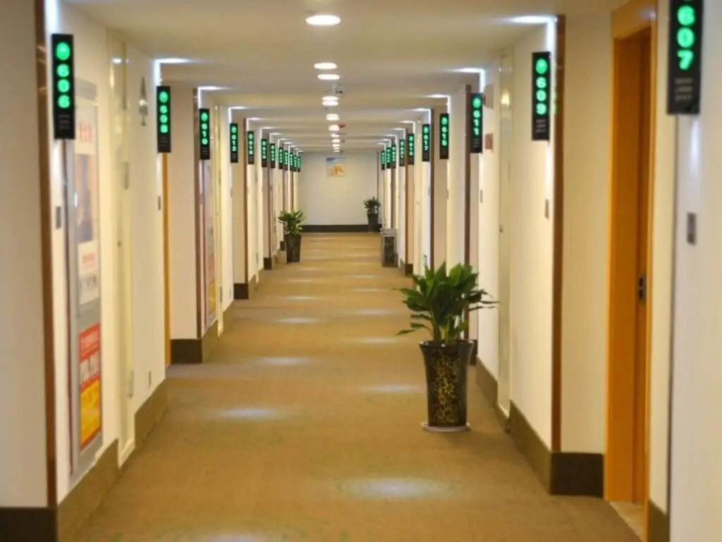 Хецзе: GreenTree Inn Heze Shan County Huxi South Road Express Hotel