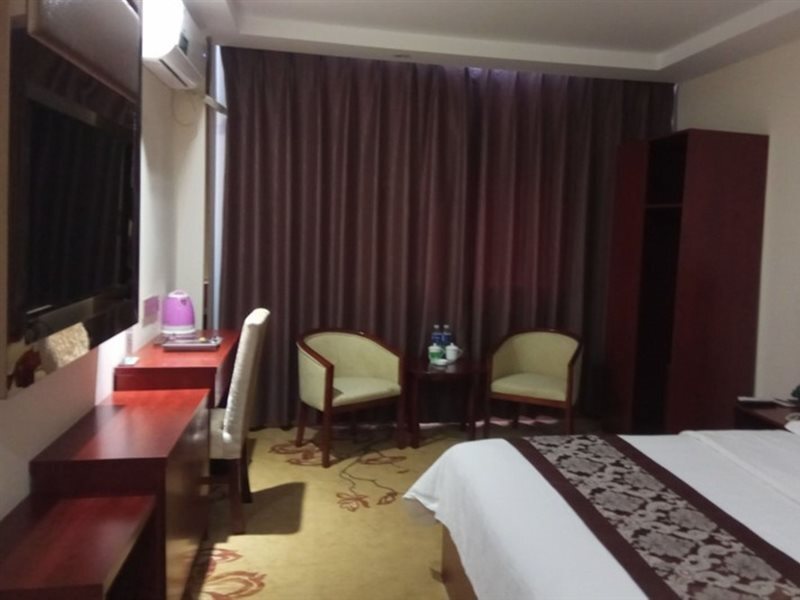 Сяньнин: GreenTree Inn Xianning Tongcheng County Bus Station Business Hotel
