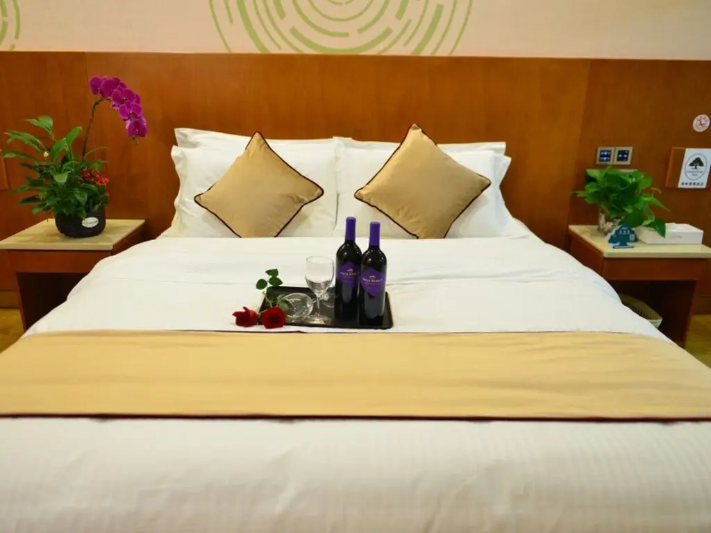 Цзыян: GreenTree Inn Ziyang Lezhi Government Tianchi Town Express Hotel