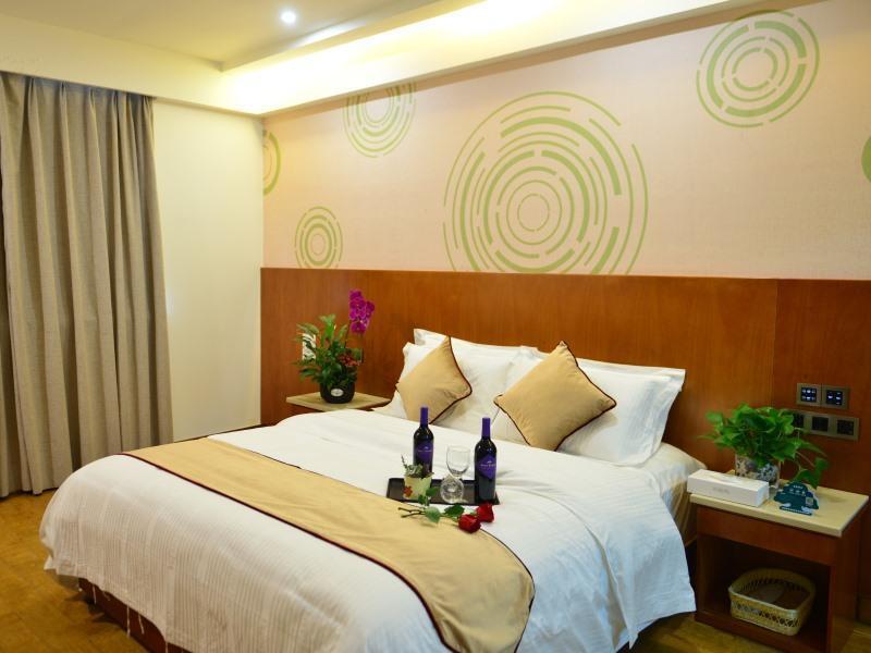 Цзыян: GreenTree Inn Ziyang Lezhi Government Tianchi Town Express Hotel