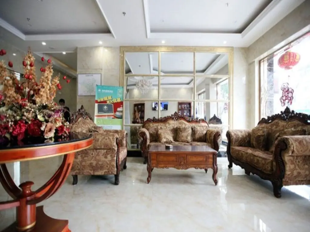 GreenTree Inn Nanchang Xihu Zhanqian West Road Sheng Jin Ta Business Hotel — фото 1
