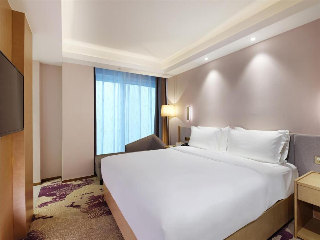 Янчжоу: Lavande Hotel (JiangWang RT Mart store, Yangzhou railway station)