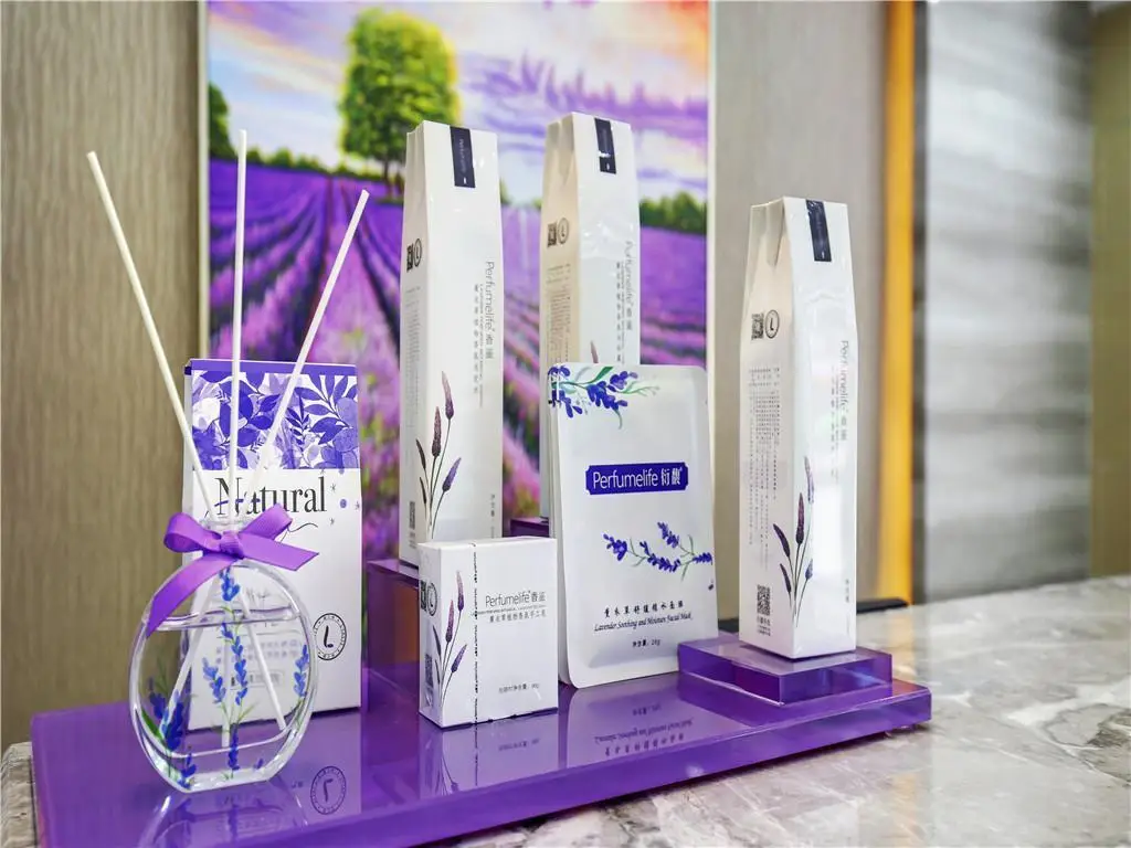 Чэнду: Lavande Hotels Chengdu Dafeng Shixi Park Metro Station