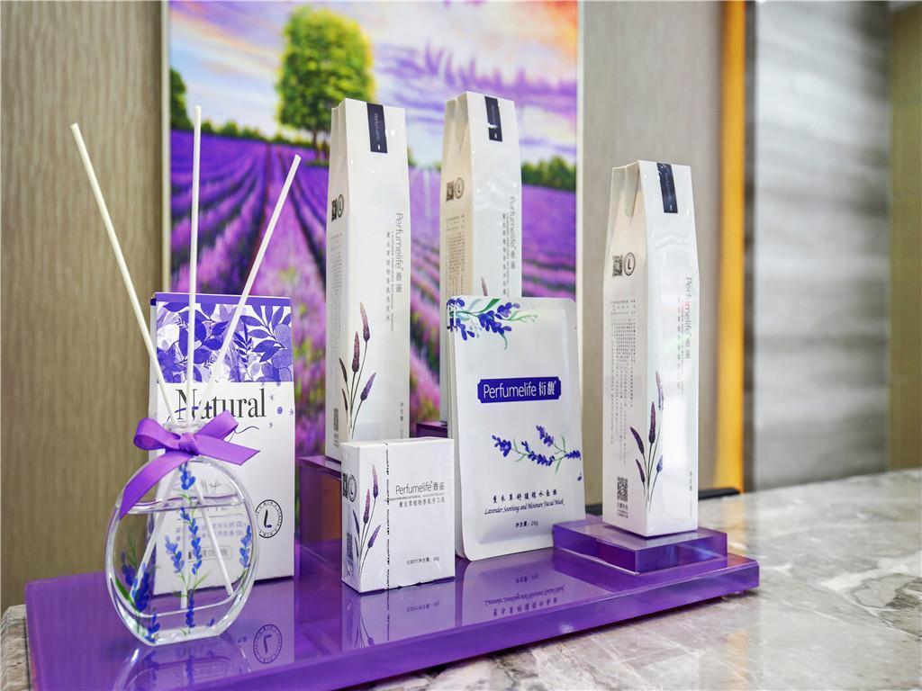 Чэнду: Lavande Hotels Chengdu Dafeng Shixi Park Metro Station
