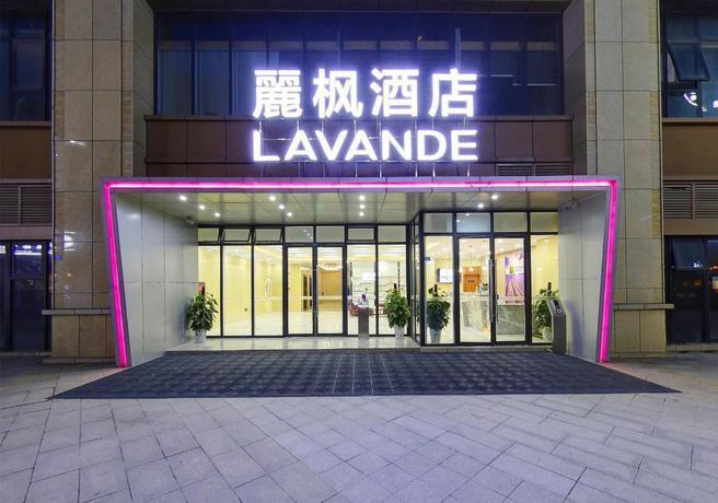 Чэнду: Lavande Hotels Chengdu Dafeng Shixi Park Metro Station