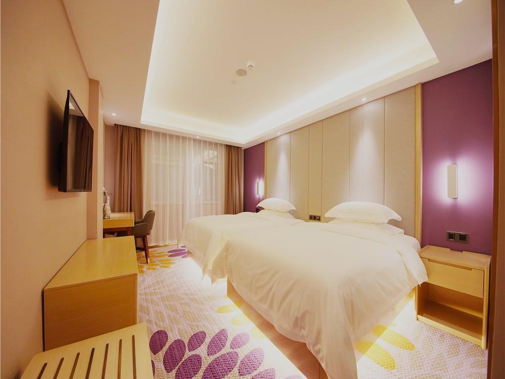 Хейан: Lavande Hotels Heyuan Longchuan County Laolong Town