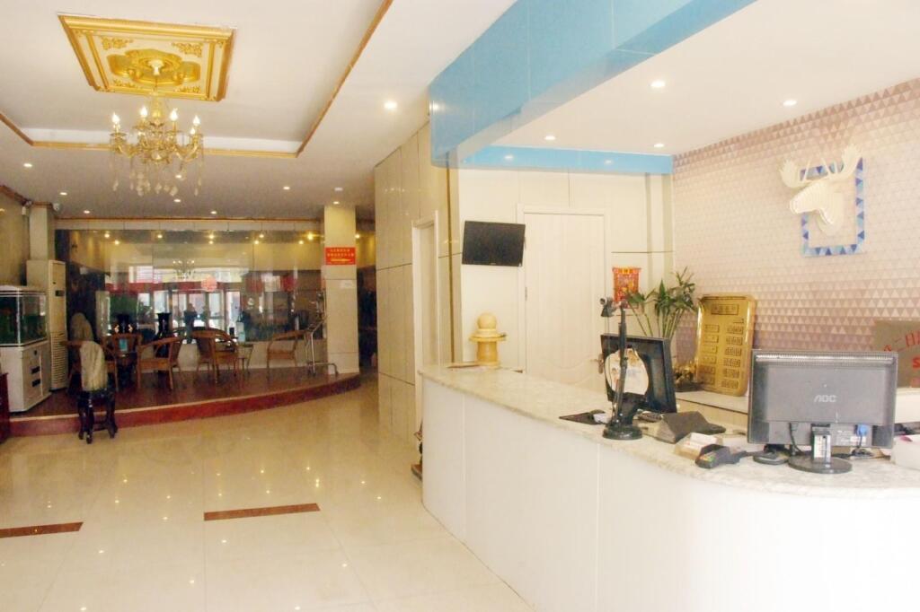 Цзаочжуан: Pai Hotel Zaozhuang Central Plaza
