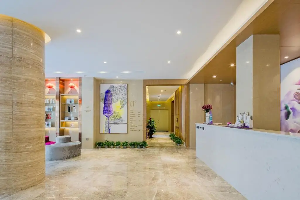 Гуанчжоу: Lavande Hotels·Guangzhou Fangcun Jiaokou Metro Station