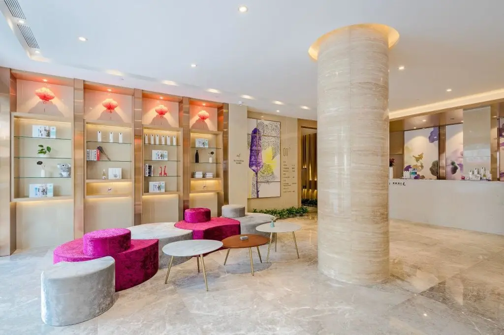 Гуанчжоу: Lavande Hotels·Guangzhou Fangcun Jiaokou Metro Station