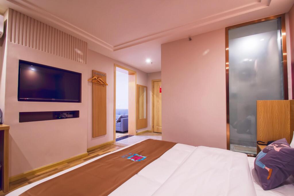 Мяньян: PAI Hotels·Mianyang Pingzheng Bus Terminal