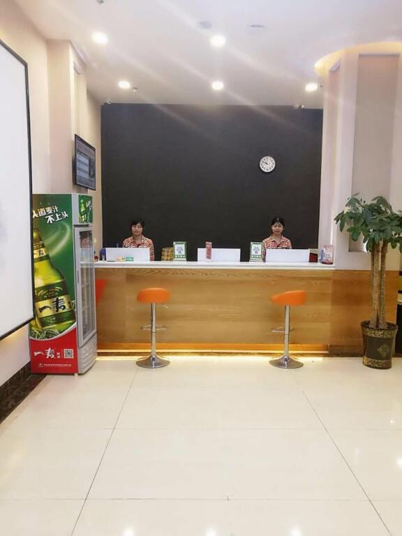 Цзюцзян: 7 Days Premium·Jiujiang De'an First Avenue