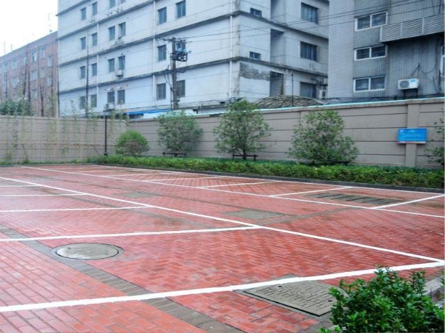 Цзиньцзэ: Jinjiang Inn Select Suzhou Shengze Dongfang Fangzhicheng