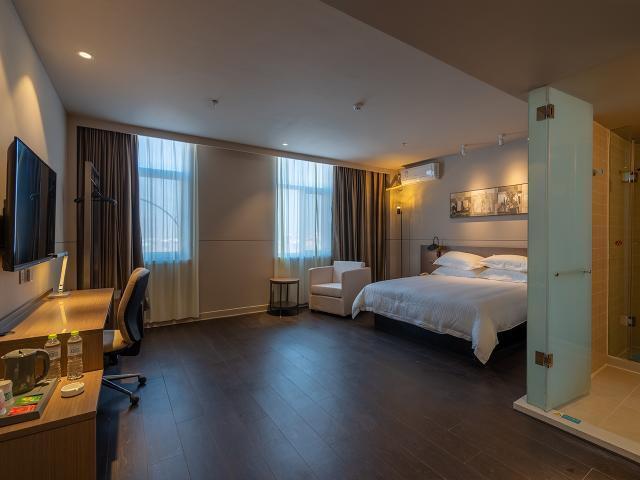 Хецзе: Jinjiang Select He Ze Juan Cheng Jian She Road Hotel