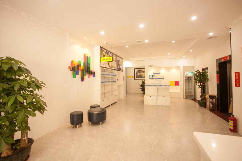 Фошань: 7 Days Inn·Foshan Pingzhou Yuqi Jiekou 2nd Branch