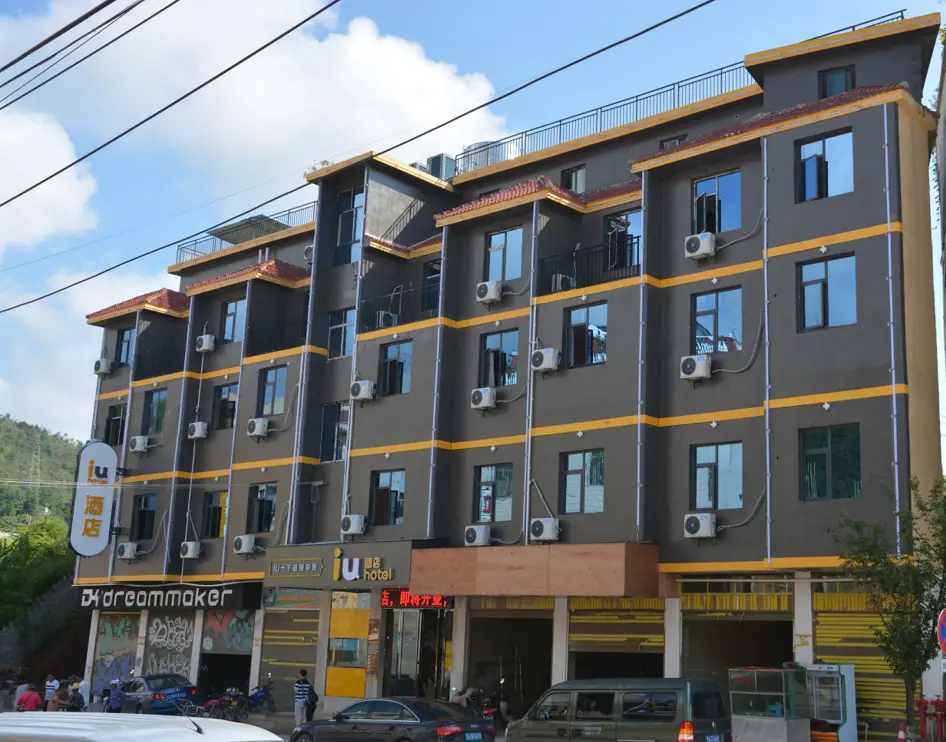 Ляньцзян: IU Hotels·Duyun Huishui Guizhou University of Finance and Economics