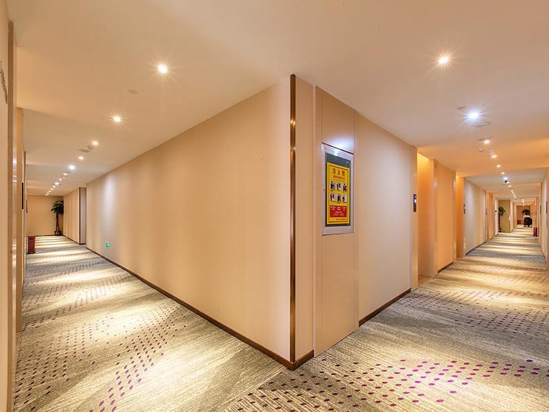 Ухань: Lavande Hotels·Wuhan Houhu Avenue