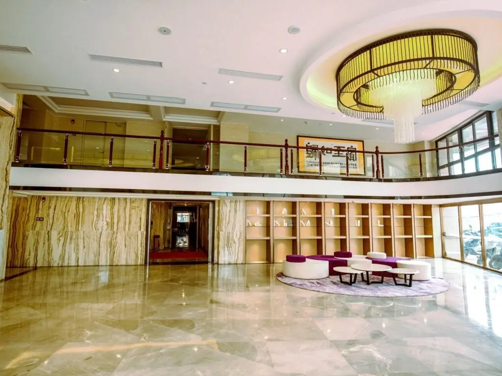 Маоминг: Lavande Hotels·Gaozhou Xiantai Bridge